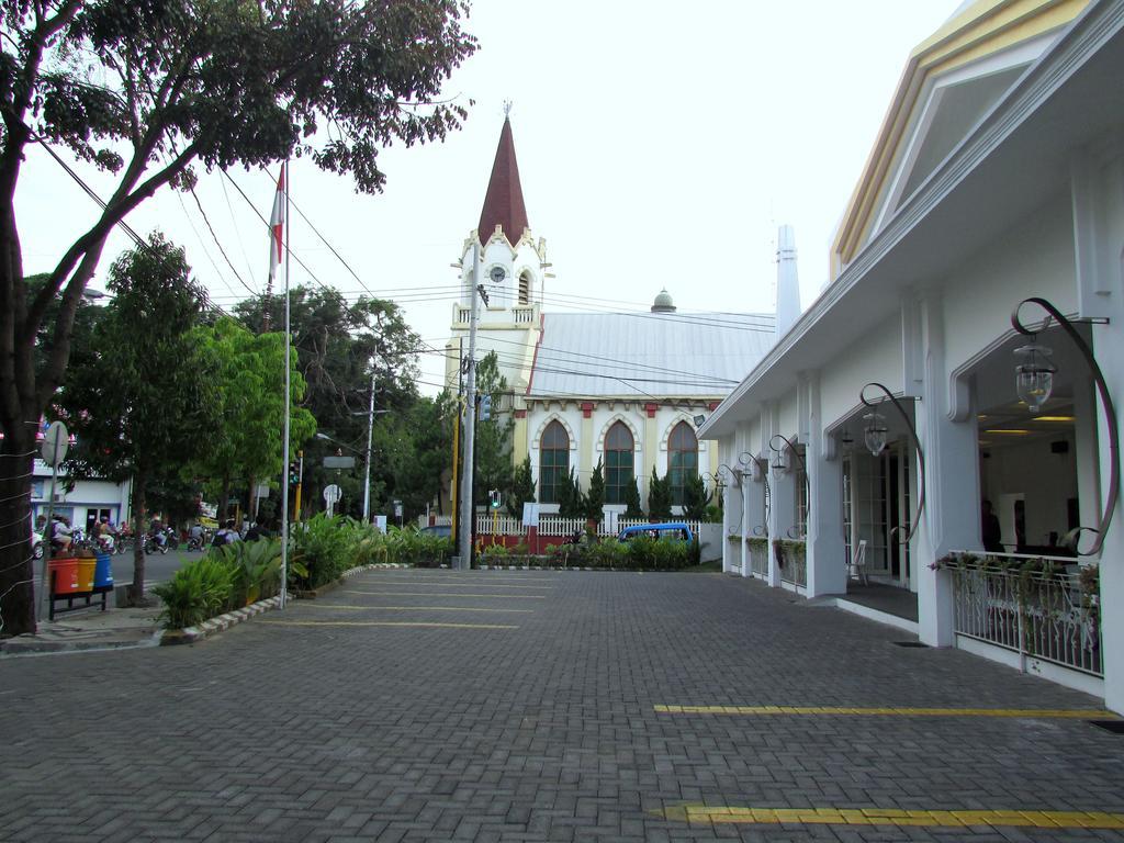 Riche Heritage Hotel Malang Exterior foto
