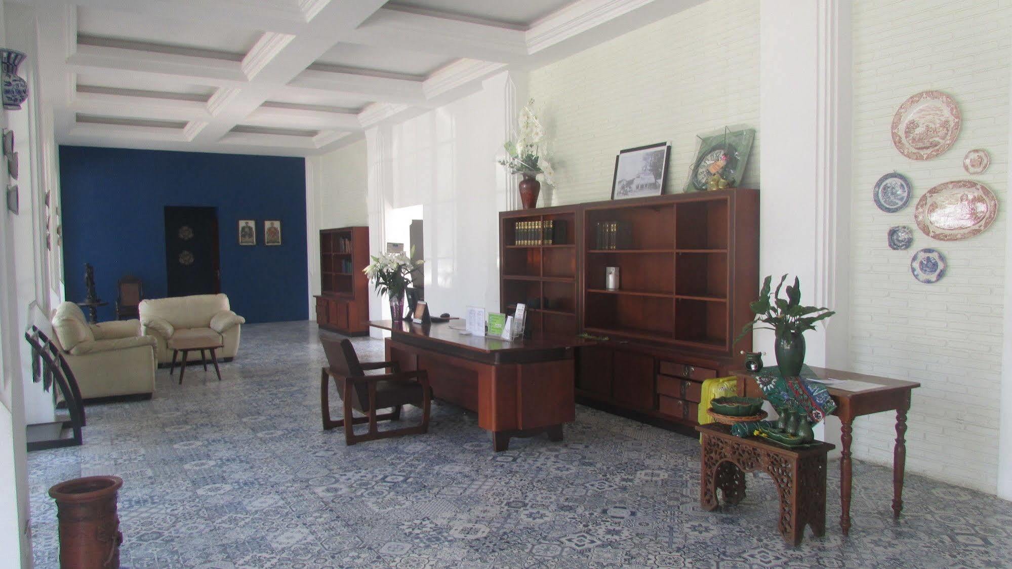 Riche Heritage Hotel Malang Exterior foto